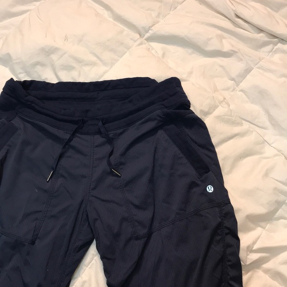 lululemon athletica Pants - Lululemon Capri Studio pants